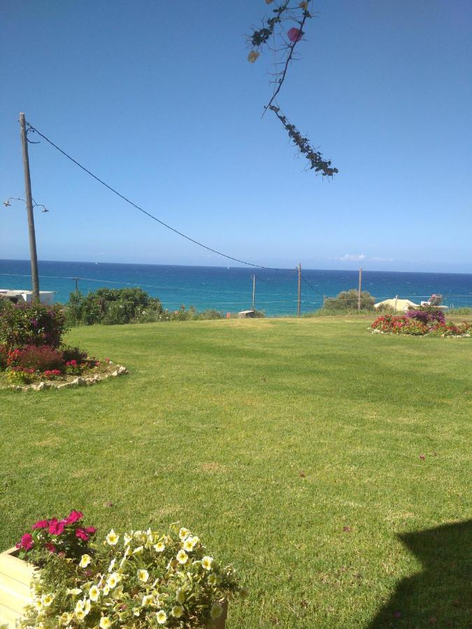 Angel Studios Vrachos Beach Preveza Buitenkant foto